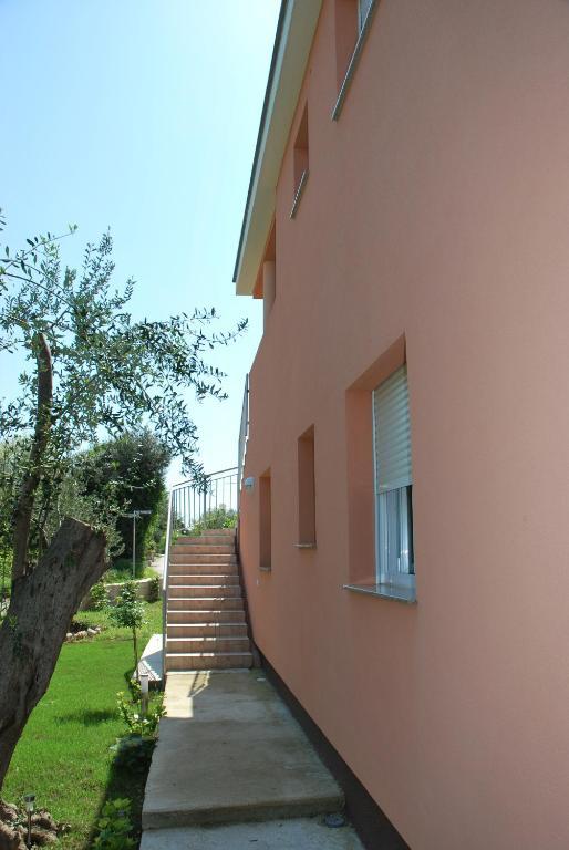 Apartments Luna Sukošan Rum bild