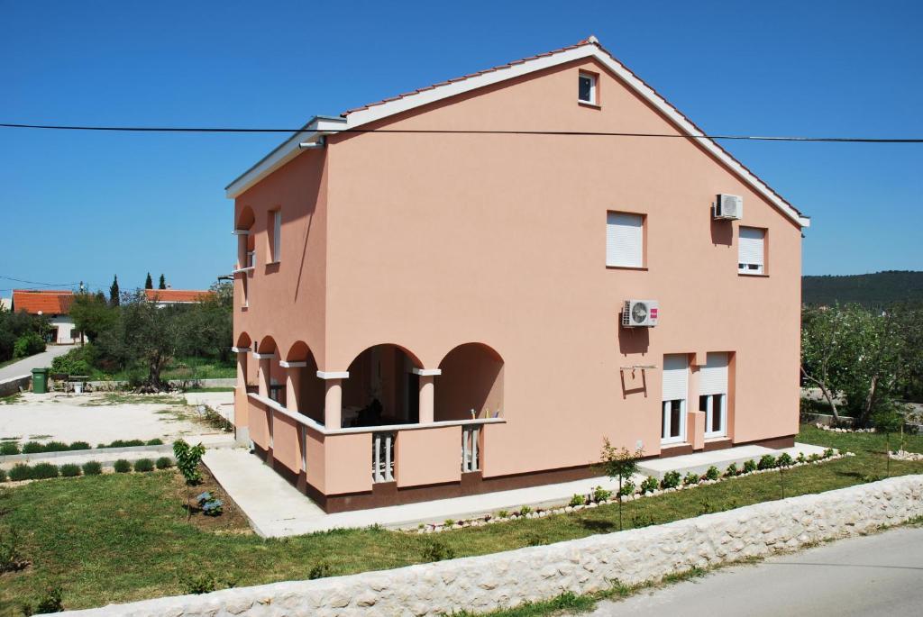 Apartments Luna Sukošan Exteriör bild