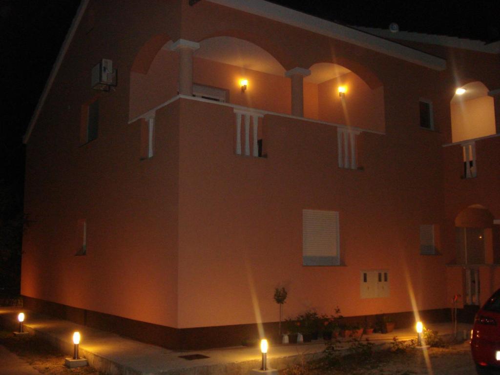 Apartments Luna Sukošan Exteriör bild